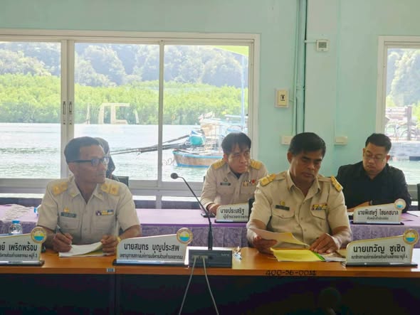 ประชุมสภาองค์การบริหารส่วนตำบลเขาทองสมัยวิสามัญ สมัยที่ 3 ครั้งที่ 1 ประจำปี พ.ศ. 2568
