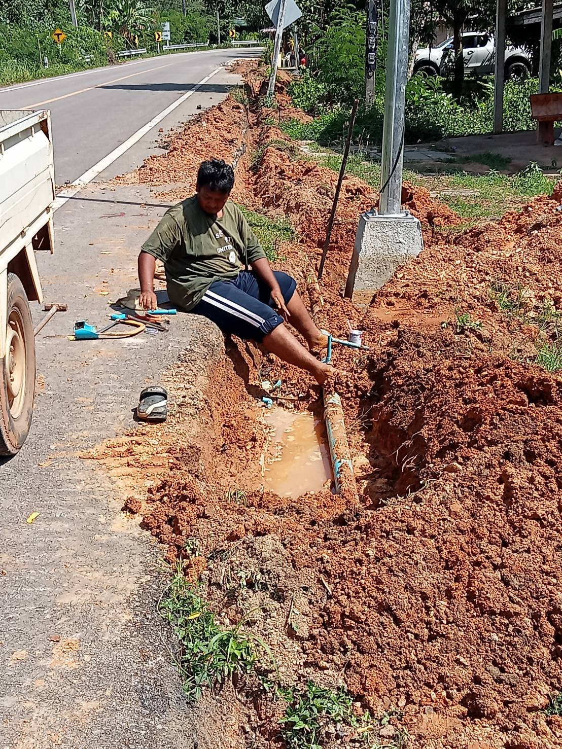 ประมวลภาพซ่อมแซมประปา หมู่ที่ 2 บ้านเขาทอง